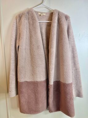 Peyton & Primrose Faux Fur Colorblock Pink Mauve Open Front | Medium